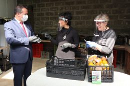 Cabaz-Prove-Vale-do-Sousa_Visita-Ministra-Agricultura_Adersousa-3