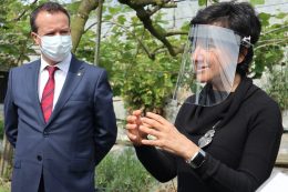 Cabaz-Prove-Vale-do-Sousa_Visita-Ministra-Agricultura_Adersousa-4